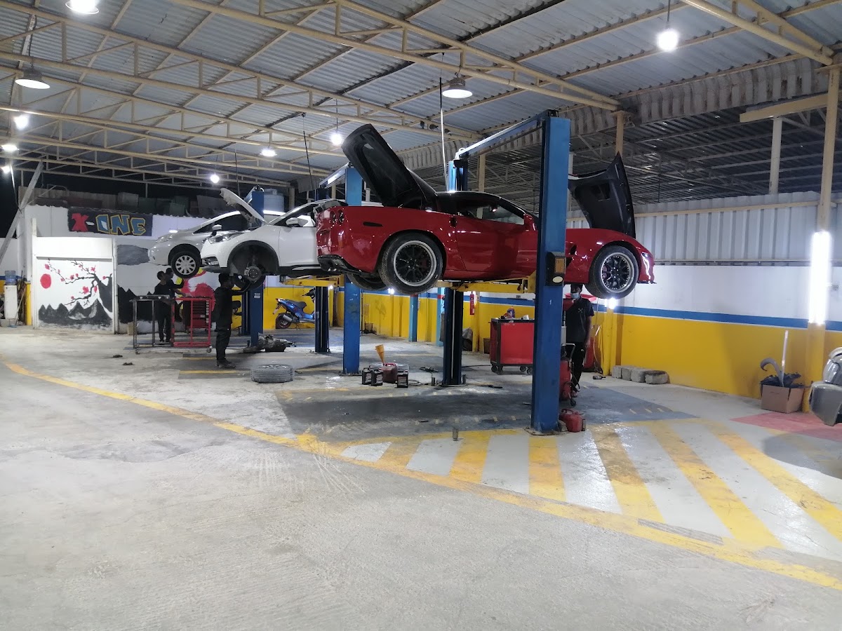 X-One Garage 3
