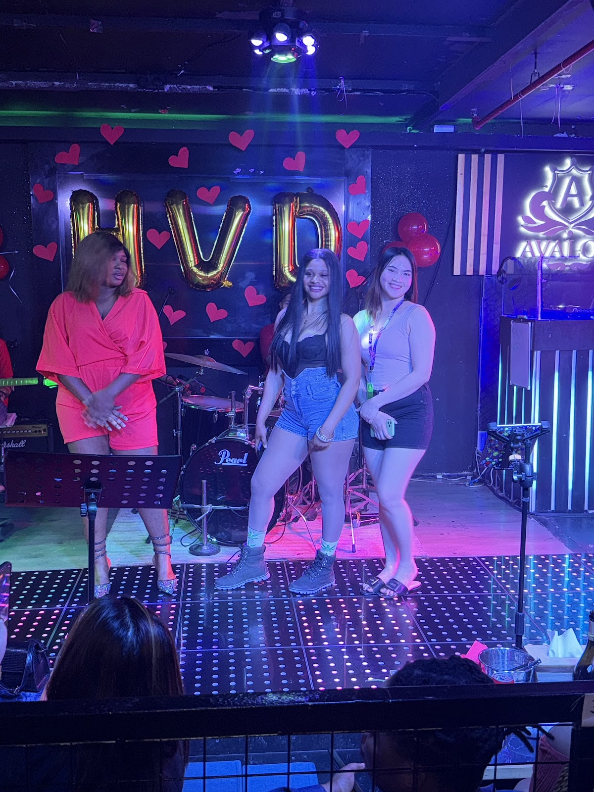 Avalon DISCO BAR & LOUNGE 2