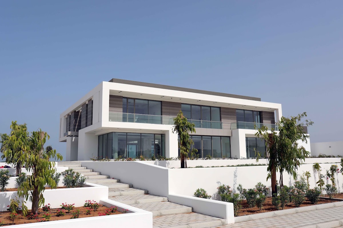 Al Nuaimi Group LLC - HQ مجموعة النعيمي ذ م م
